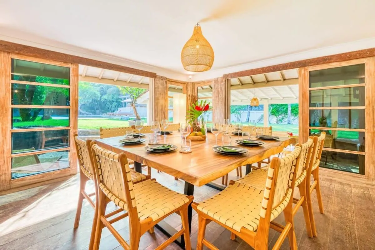 Villa Venice - 2000M2 Garden Right Behind Beach Seminyak 0*,