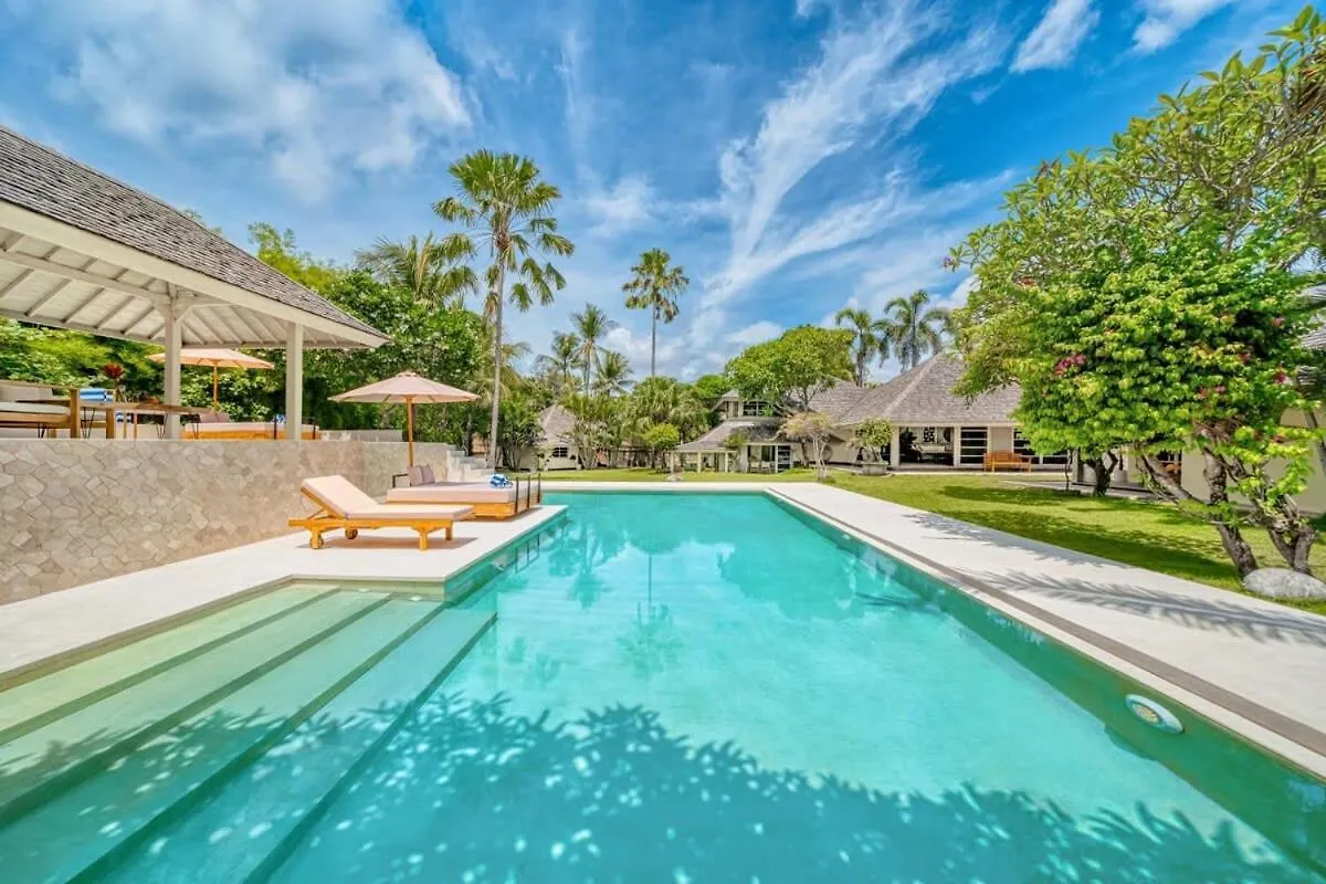 Villa Venice - 2000M2 Garden Right Behind Beach Seminyak  0*, Seminyak (Bali)