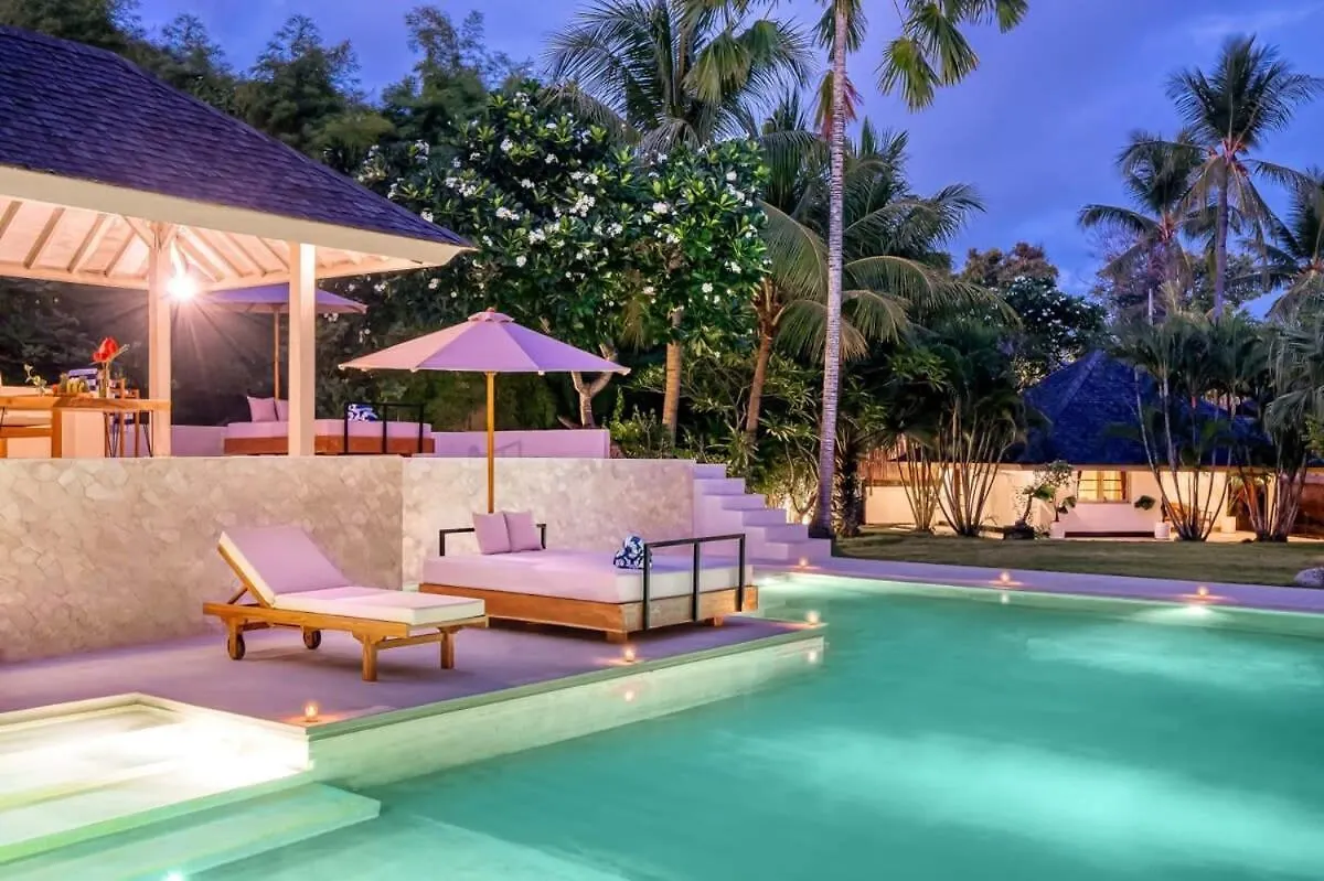 Villa Venice - 2000M2 Garden Right Behind Beach Seminyak