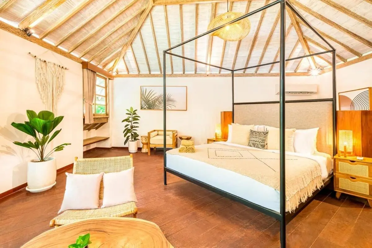 Villa Venice - 2000M2 Garden Right Behind Beach Seminyak  Indonesia