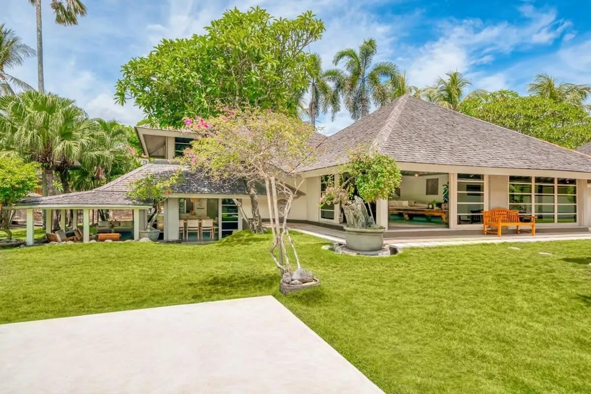 Villa Venice - 2000M2 Garden Right Behind Beach Seminyak  Indonesia